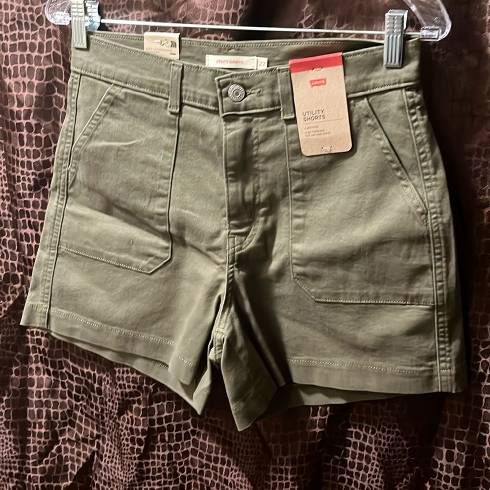 Levis utility shorts